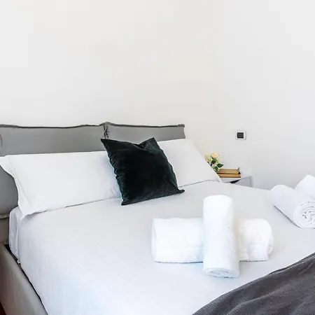 Joivy Charming Flat Near Duomo Di * Milan